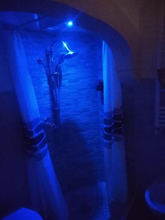 Il Rifugio Sul Porto Bed & Breakfast Монополи Екстериор снимка